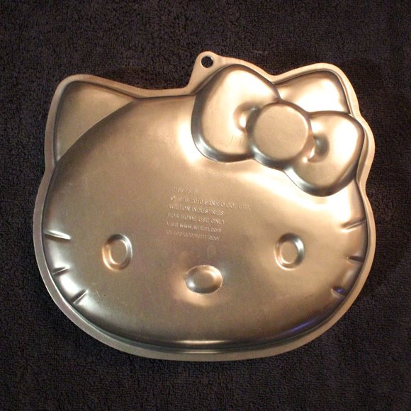 Wilton Custom Hello Kitty Cake Pan Kitchen Wilton Custom Hello